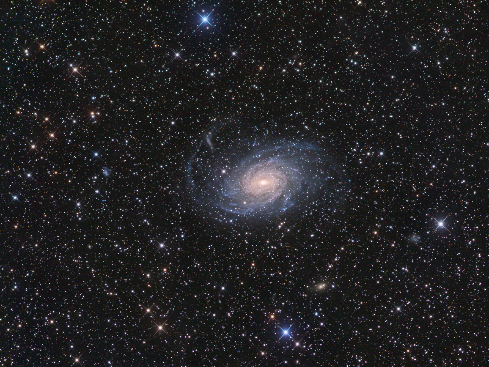 NGC6744